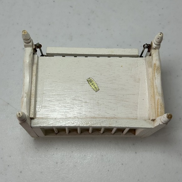 Vintage Miniature Dollhouse Baby Crib – White Wood Nursery Furniture 4.75" - Picture 7 of 9